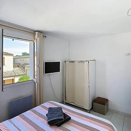 Maison Charmante A + Piscine Partagee Tatil Evi Vias