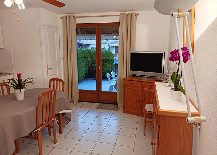 Maison Charmante A + Piscine Partagee Σπίτι διακοπών