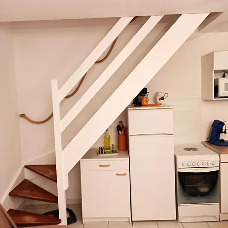 Prázdninový dům Maison Charmante A + Piscine Partagee Vias