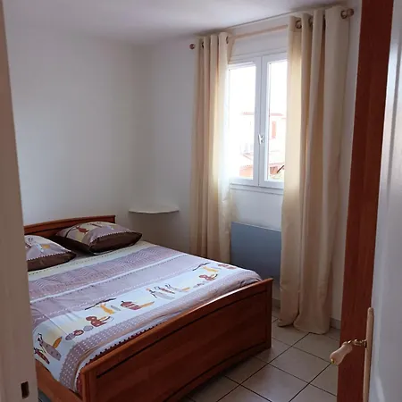 Maison Charmante A + Piscine Partagee Prázdninový dům *